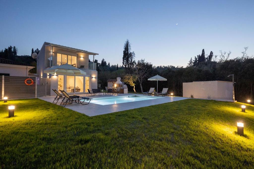 Elena Private Pool 度假居
